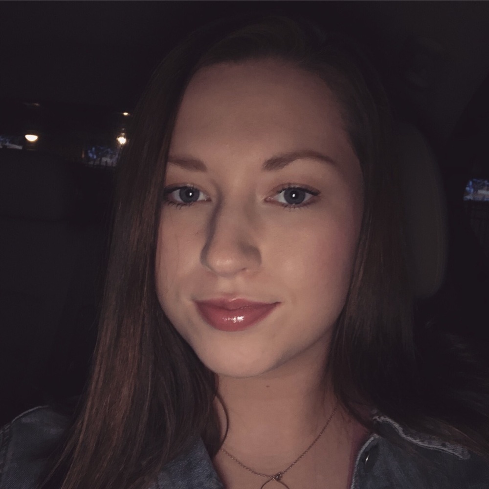 Meet your Posher, Hannah